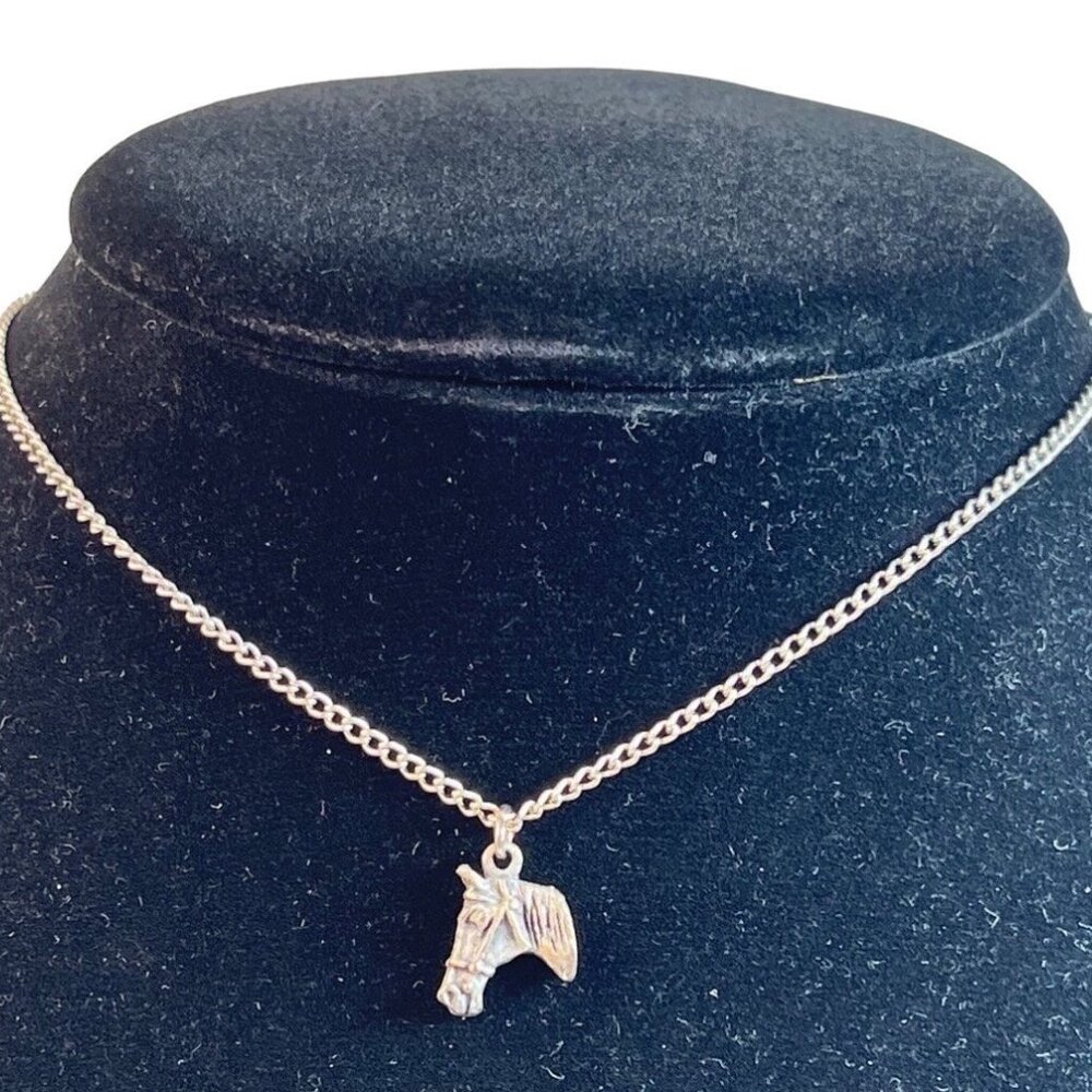 Horse Head Pendant Necklace Silver Tone Chain 20 Inches Long With Lobster Clasp